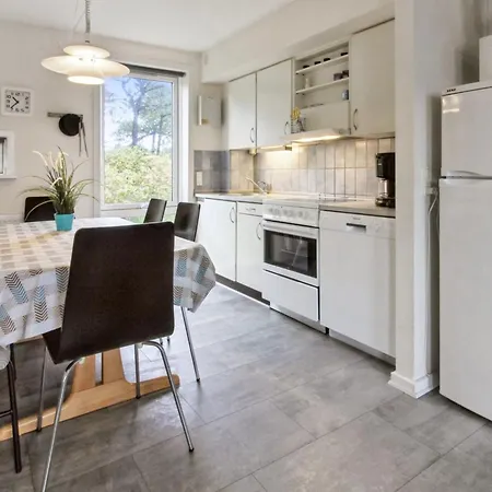Leilighet Tinna - 2-3km From The Sea By Interhome