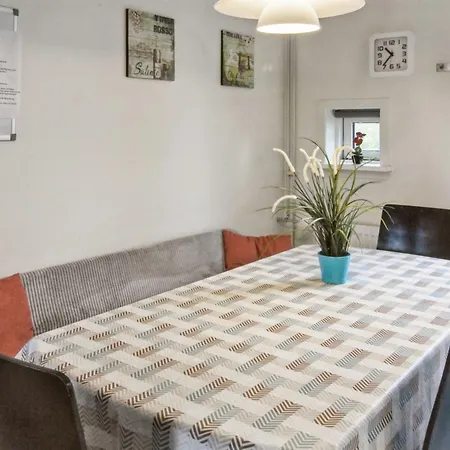 Tinna - 2-3km From The Sea By Interhome Leilighet